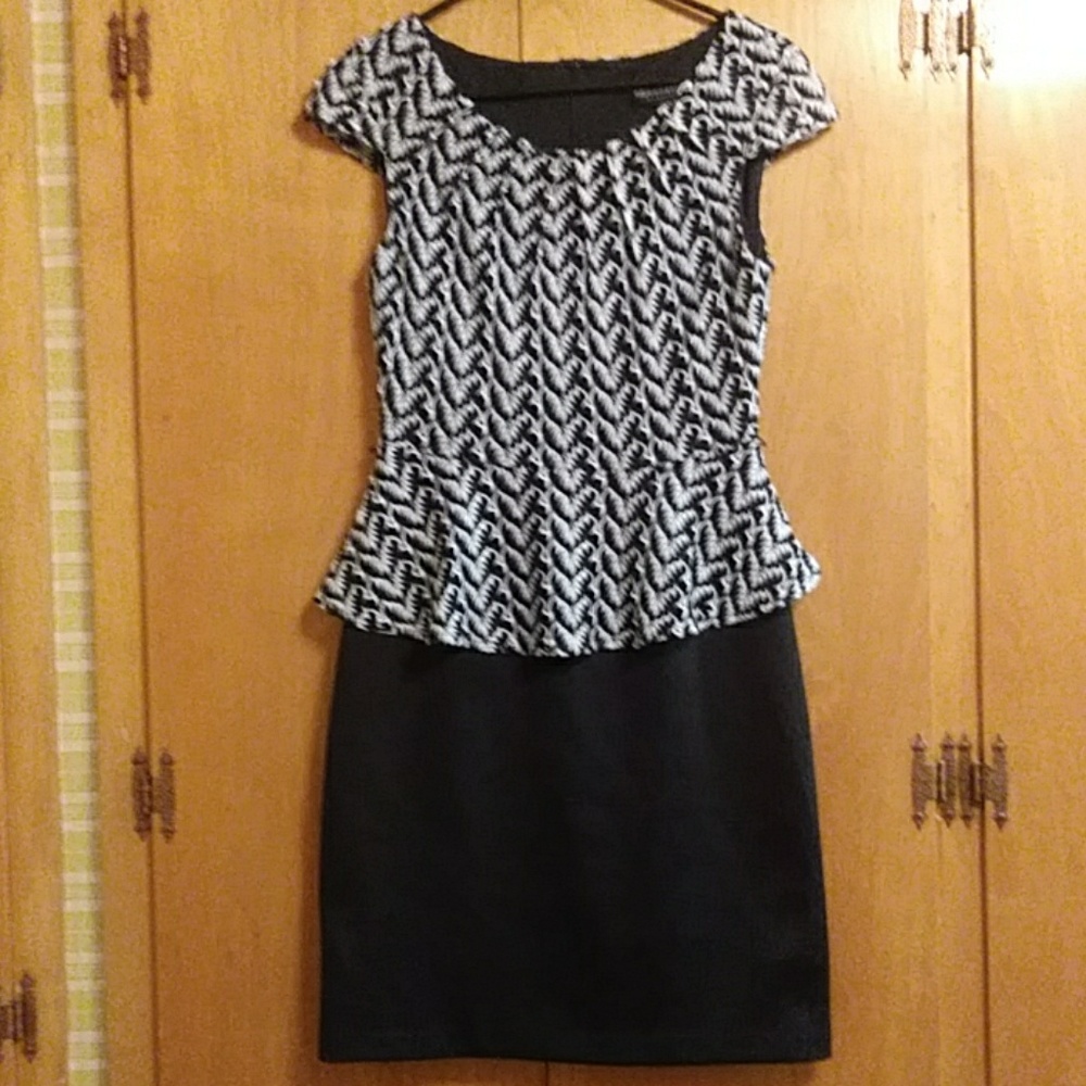 Connected Apparel Dress Size 6